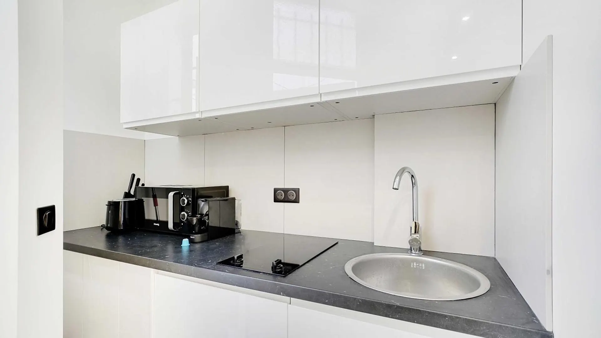 Elegant - 2p-next To Place Pigalle Apartment